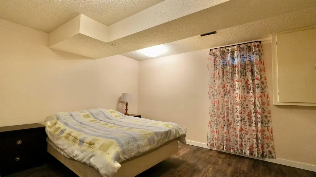 8301 94 Street Peace River AB T8S 1G1