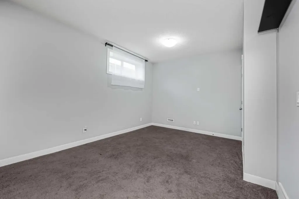 99 Brightoncrest Point SE Calgary AB T2Z5A7