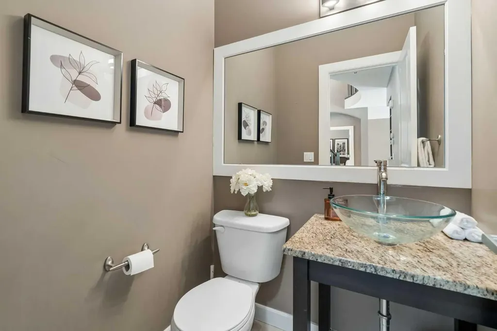 92 Panatella Crescent NW Calgary AB T3K 0H4