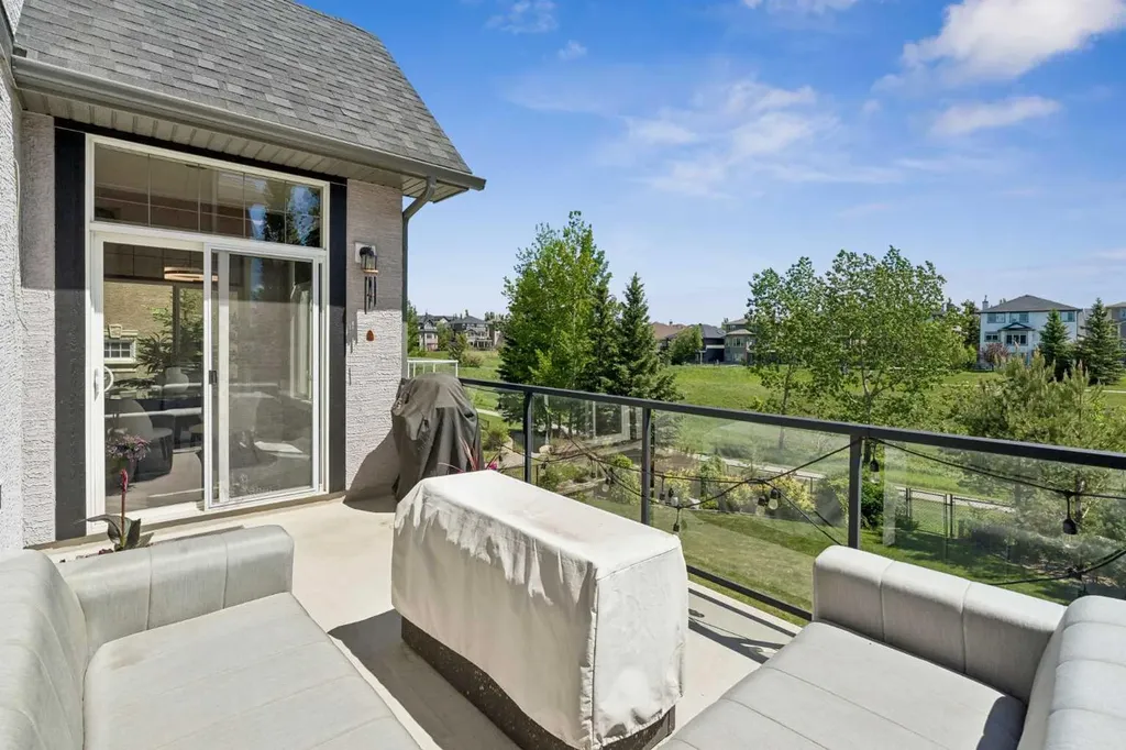 92 Panatella Crescent NW Calgary AB T3K 0H4