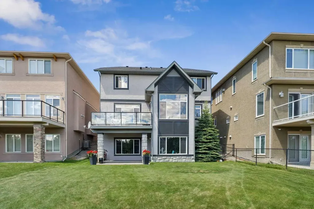 92 Panatella Crescent NW Calgary AB T3K 0H4