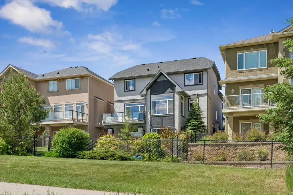 92 Panatella Crescent NW Calgary AB T3K 0H4
