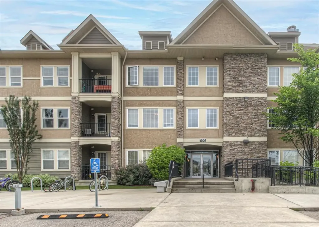 100 Cranfield Common SE Calgary AB T3M 1S1