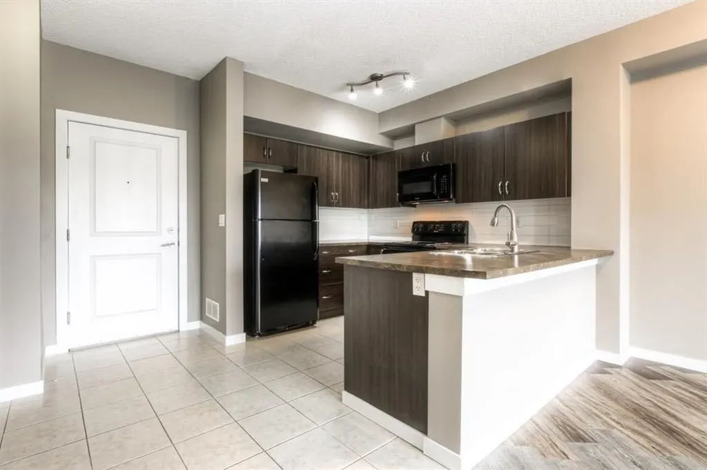 100 Cranfield Common SE Calgary AB T3M 1S1