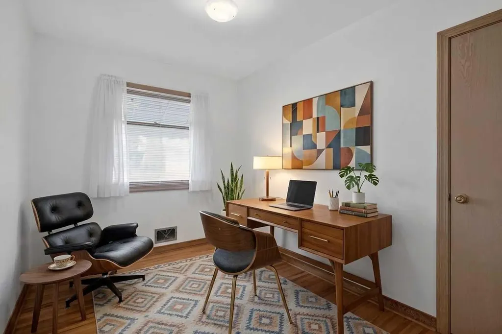 2416 38 Street SW Calgary AB T3E 3E5
