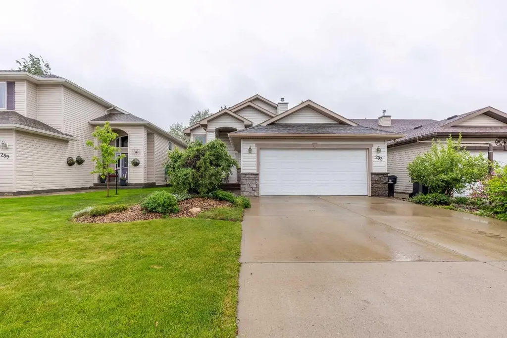 293 Heritage Boulevard W Lethbridge AB T1K 7M5
