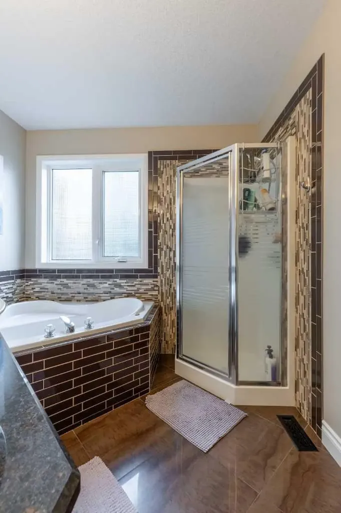 293 Heritage Boulevard W Lethbridge AB T1K 7M5