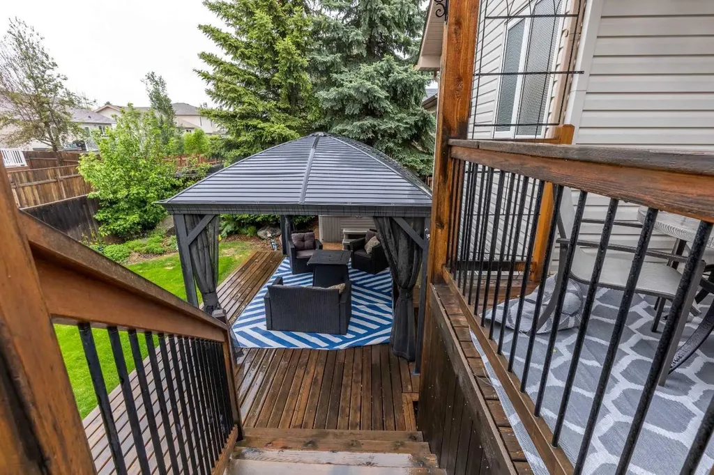 293 Heritage Boulevard W Lethbridge AB T1K 7M5