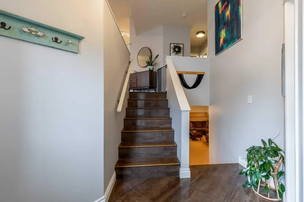 293 Heritage Boulevard W Lethbridge AB T1K 7M5