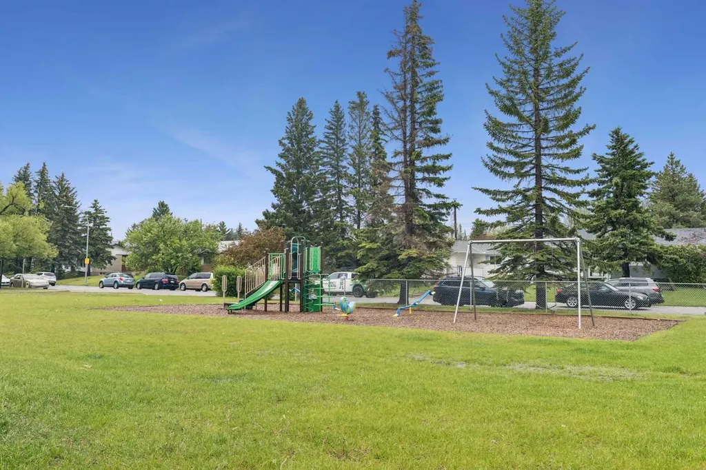 4810 40 Avenue SW Calgary AB T3E 1E5