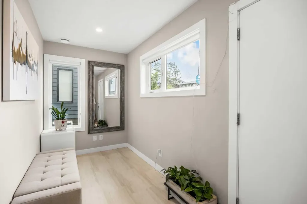 605 Evanston Link NW Calgary AB T3P 1S2