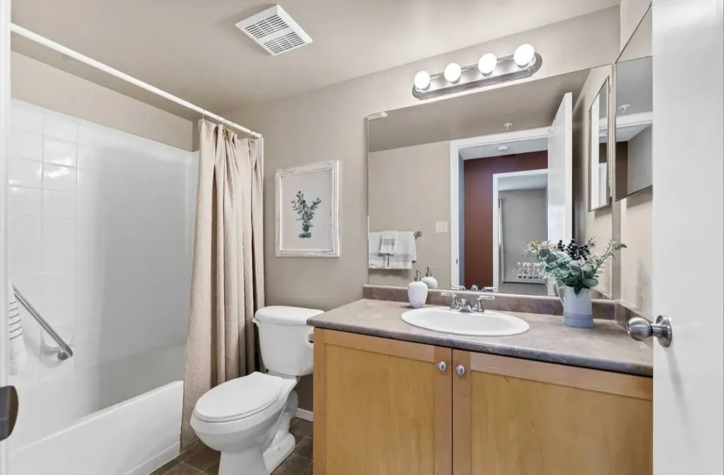 1632 Saamis Drive NW Medicine Hat AB T1C 4X3