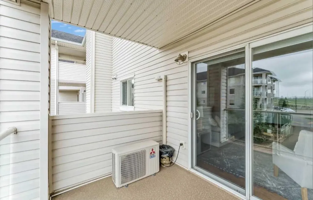 1632 Saamis Drive NW Medicine Hat AB T1C 4X3