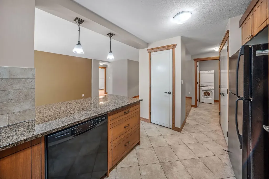 315 50 Avenue SW Calgary AB T2S 1H3