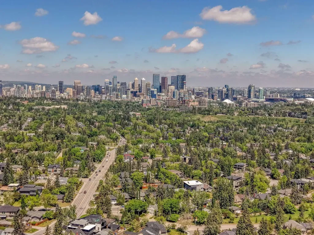 315 50 Avenue SW Calgary AB T2S 1H3