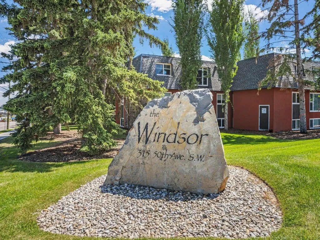 315 50 Avenue SW Calgary AB T2S 1H3