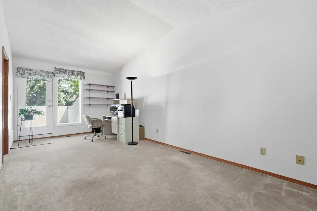 22A Woodmeadow Close SW Calgary AB T2W 4L8