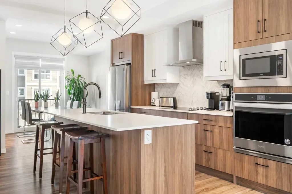 355 Nolancrest Heights NW Calgary AB T3R0Z9