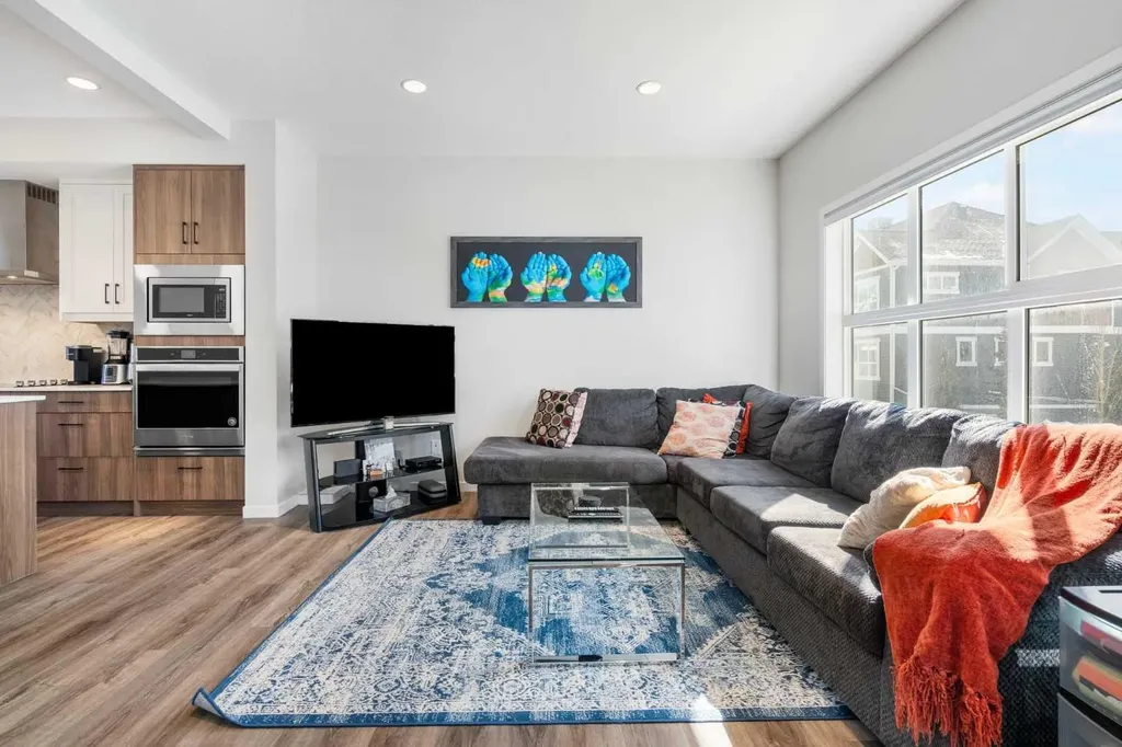 355 Nolancrest Heights NW Calgary AB T3R0Z9