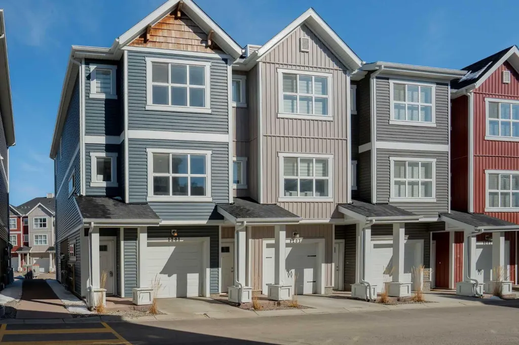 355 Nolancrest Heights NW Calgary AB T3R0Z9