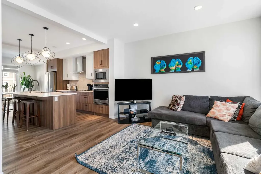 355 Nolancrest Heights NW Calgary AB T3R0Z9