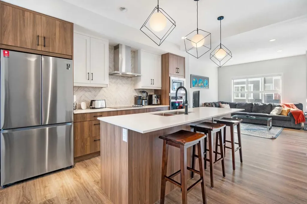 355 Nolancrest Heights NW Calgary AB T3R0Z9