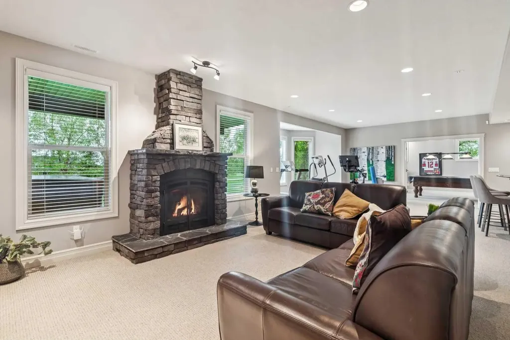 18 Deer Springs Close Rural Rocky View County AB T3Z 3E1