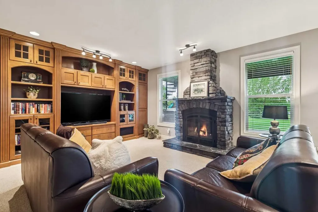 18 Deer Springs Close Rural Rocky View County AB T3Z 3E1