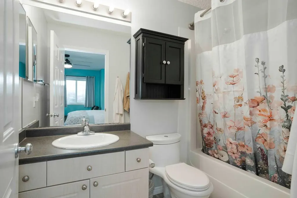 213 Parry Crescent Fort Mcmurray AB T9K 2T5