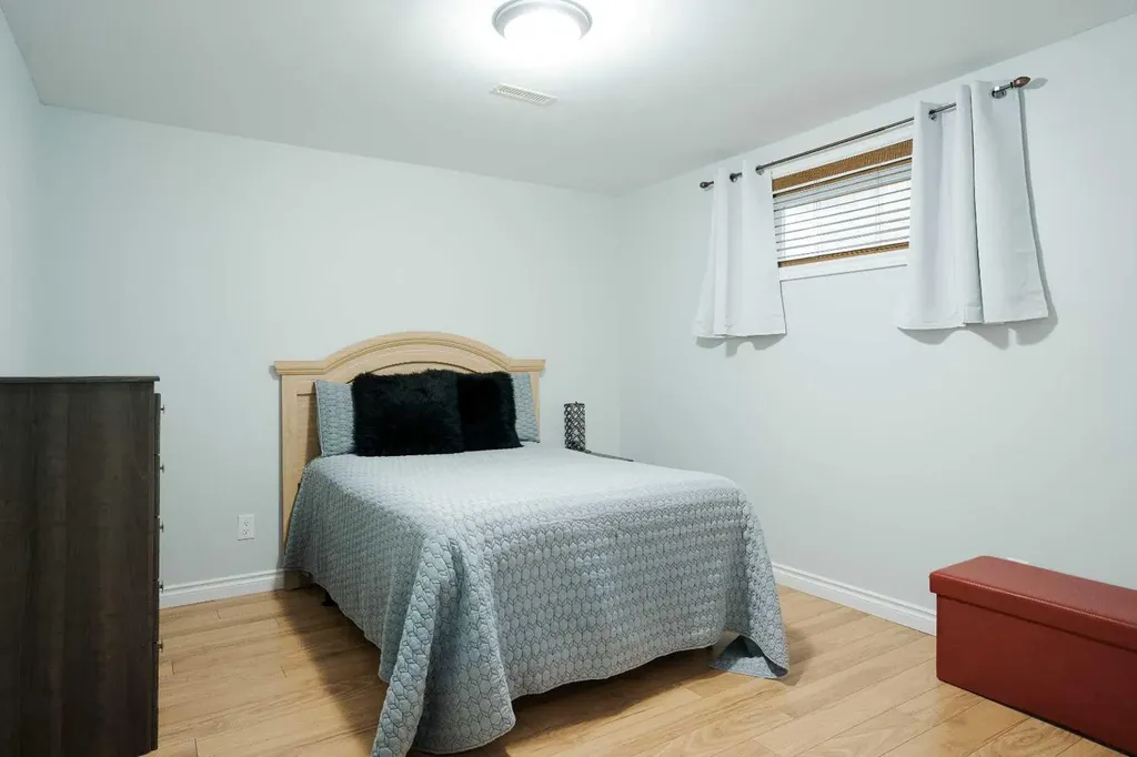 213 Parry Crescent Fort Mcmurray AB T9K 2T5