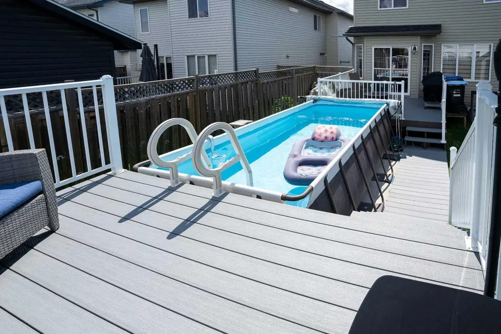 213 Parry Crescent Fort Mcmurray AB T9K 2T5