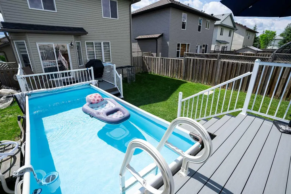213 Parry Crescent Fort Mcmurray AB T9K 2T5