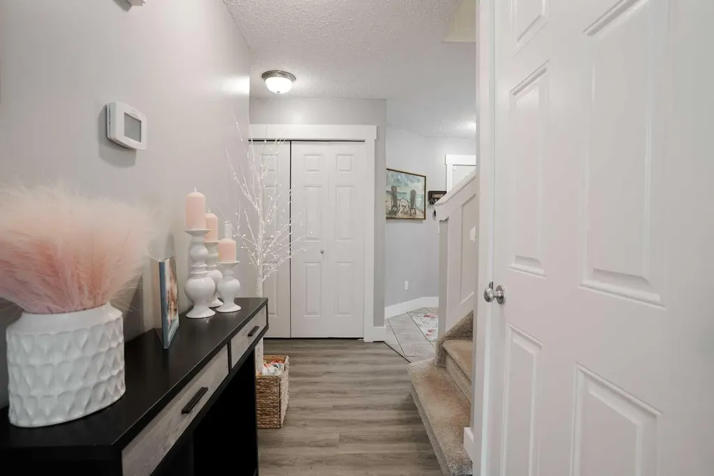 213 Parry Crescent Fort Mcmurray AB T9K 2T5