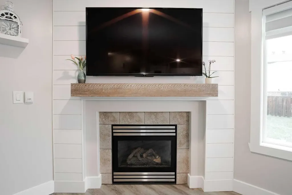 213 Parry Crescent Fort Mcmurray AB T9K 2T5