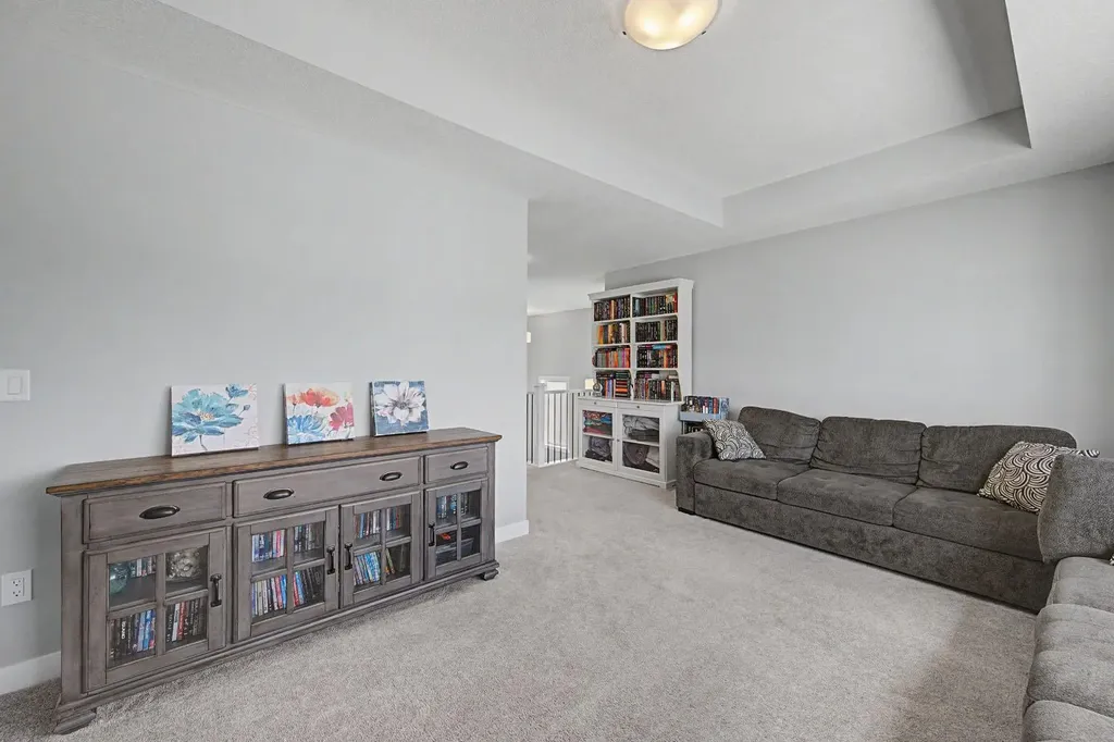 1340 Lackner Boulevard Carstairs AB T0M 0N0