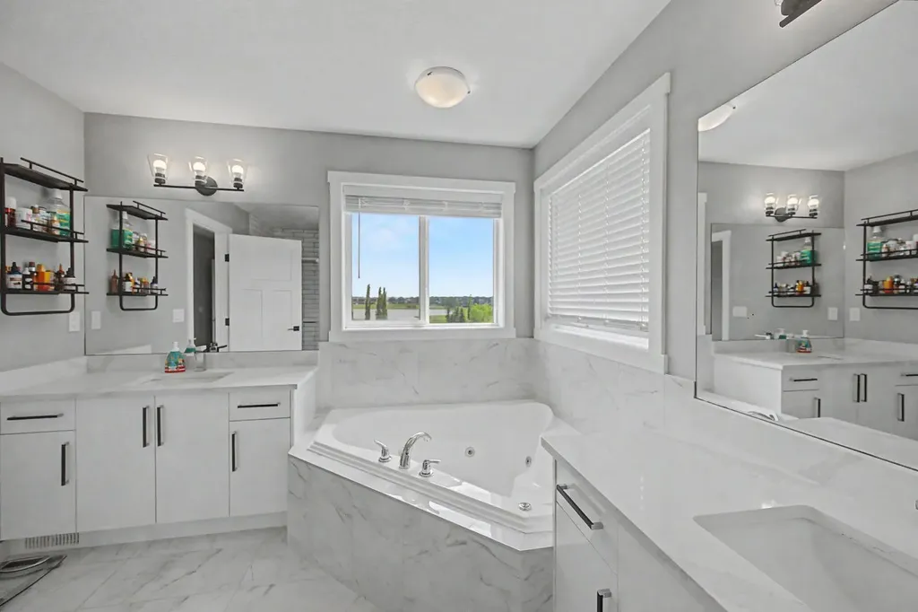 1340 Lackner Boulevard Carstairs AB T0M 0N0