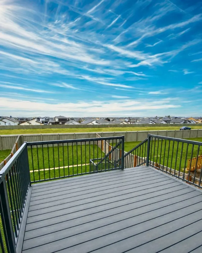 10513 133 Avenue Grande Prairie AB T8X0W5