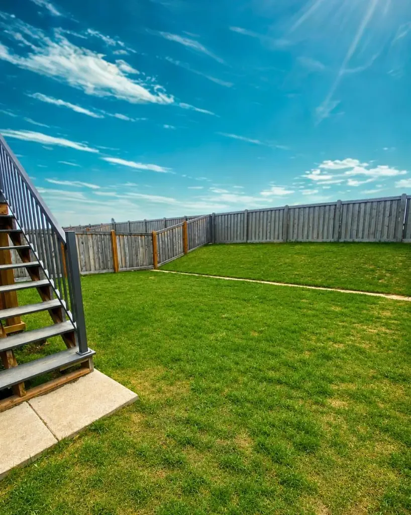 10513 133 Avenue Grande Prairie AB T8X0W5