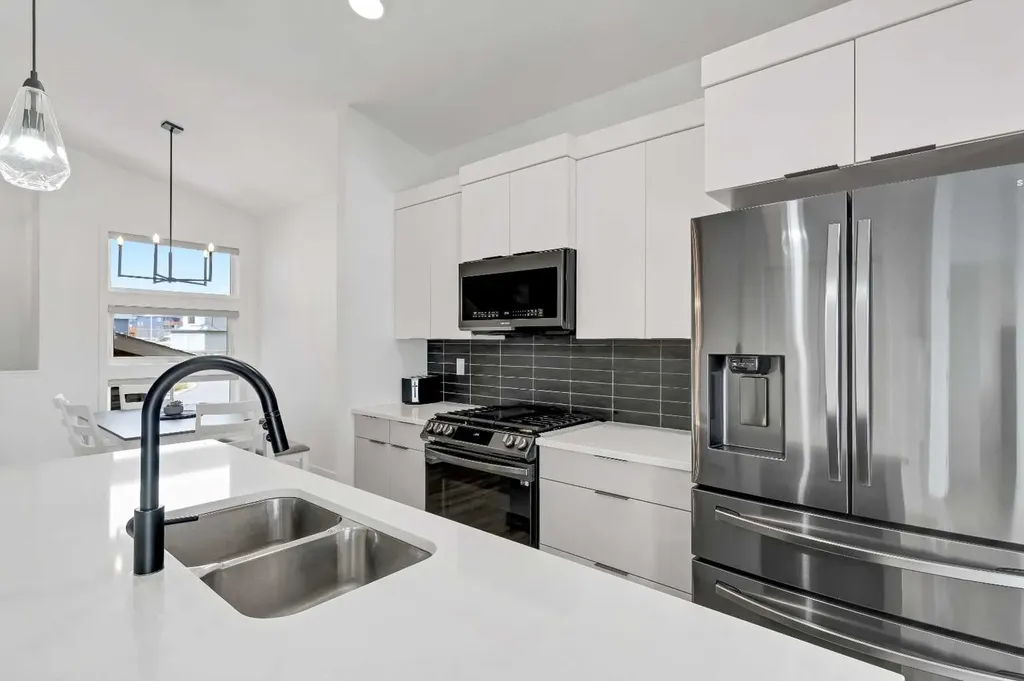 10513 133 Avenue Grande Prairie AB T8X0W5