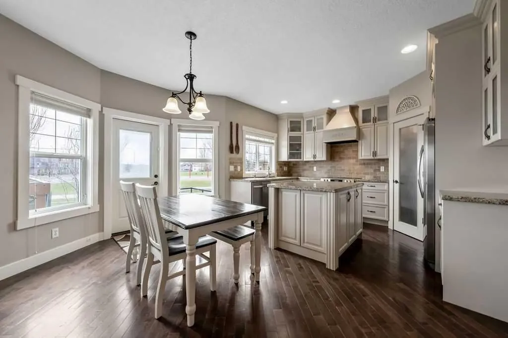 133 Channelside Cove SW Airdrie AB T4B2J1