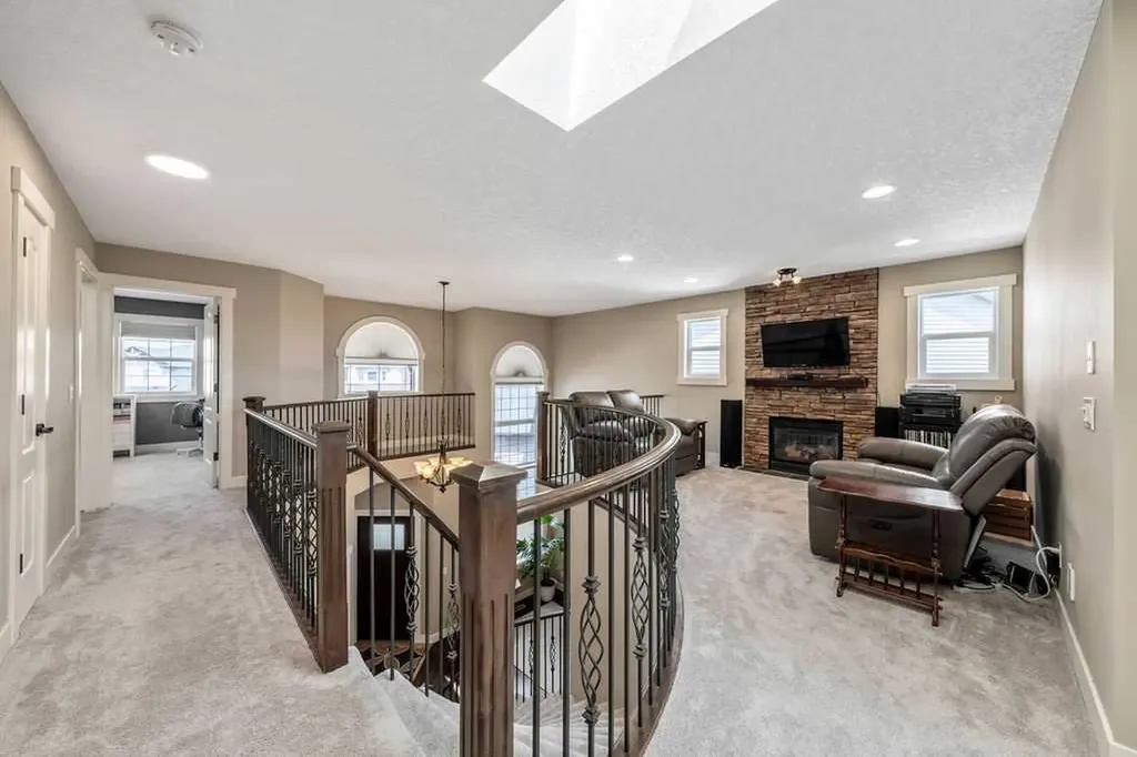 133 Channelside Cove SW Airdrie AB T4B2J1