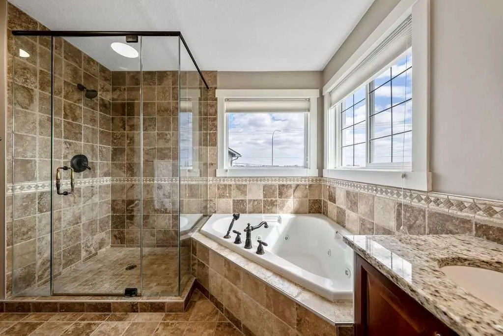 133 Channelside Cove SW Airdrie AB T4B2J1
