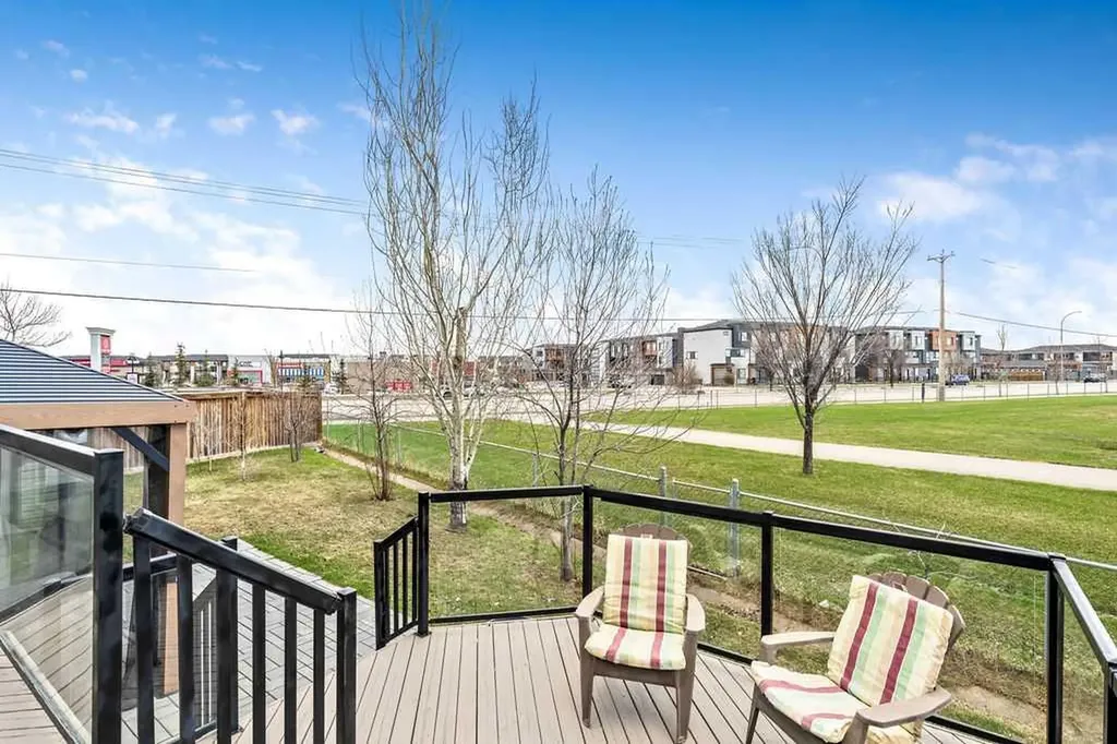 133 Channelside Cove SW Airdrie AB T4B2J1