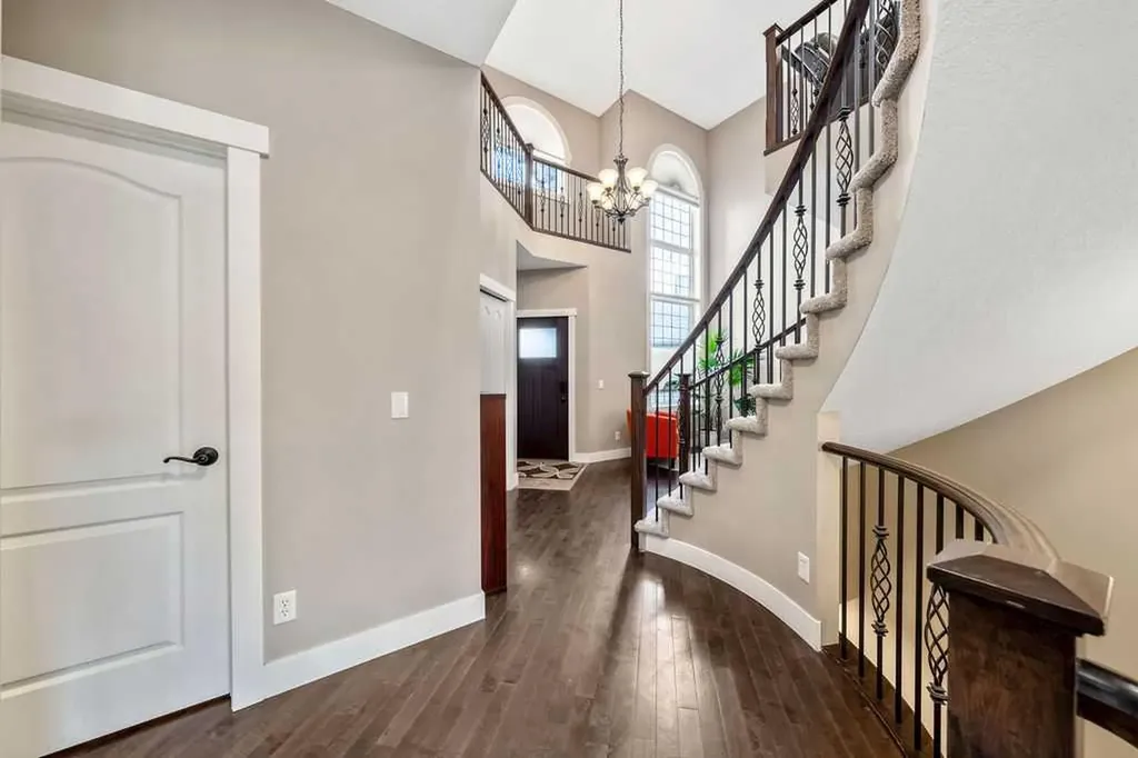 133 Channelside Cove SW Airdrie AB T4B2J1