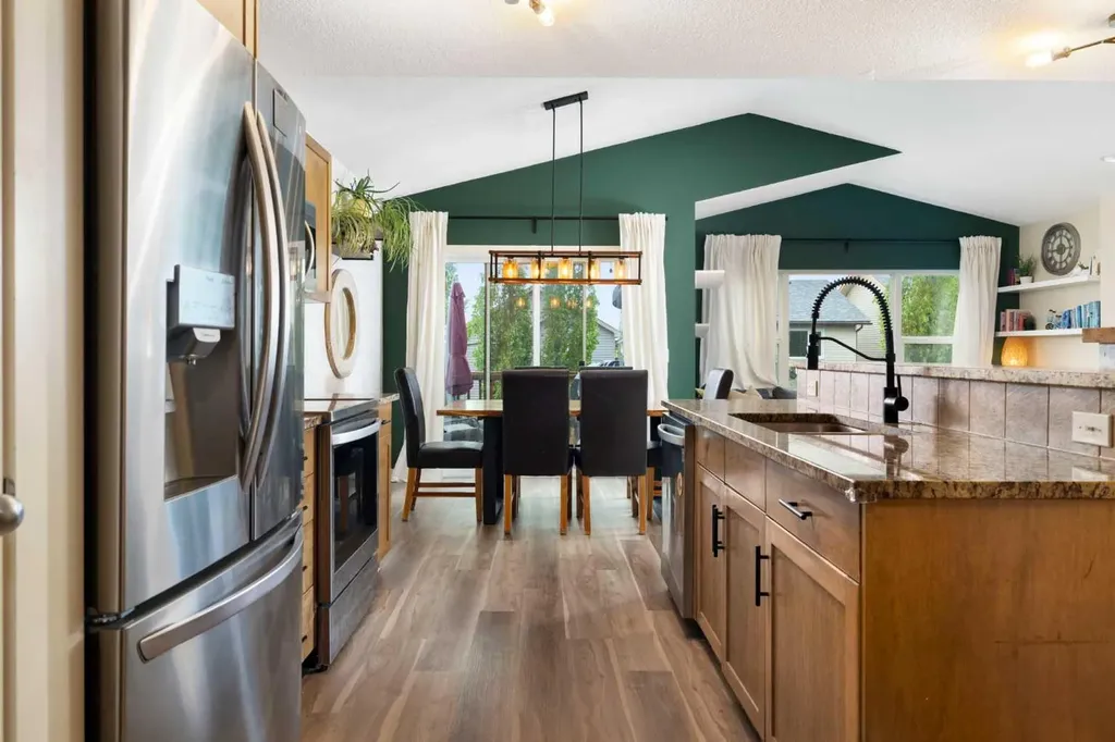 60 Sage Valley Drive NW Calgary AB T3R0C9