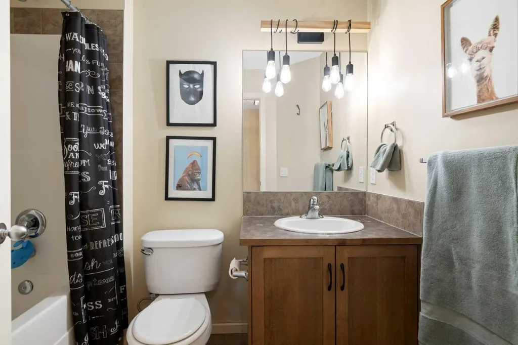 60 Sage Valley Drive NW Calgary AB T3R0C9