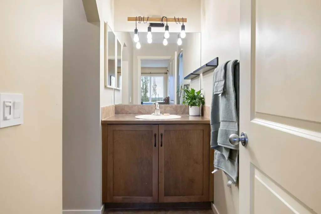 60 Sage Valley Drive NW Calgary AB T3R0C9