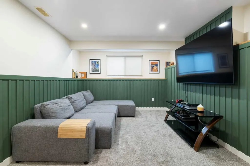 60 Sage Valley Drive NW Calgary AB T3R0C9