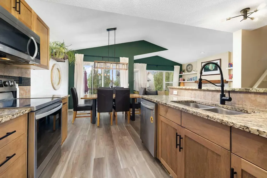 60 Sage Valley Drive NW Calgary AB T3R0C9