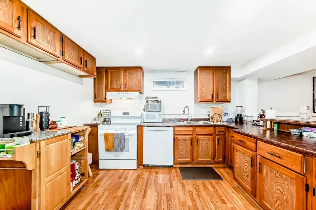 20 Deermont Way SE Calgary AB T2J5P3